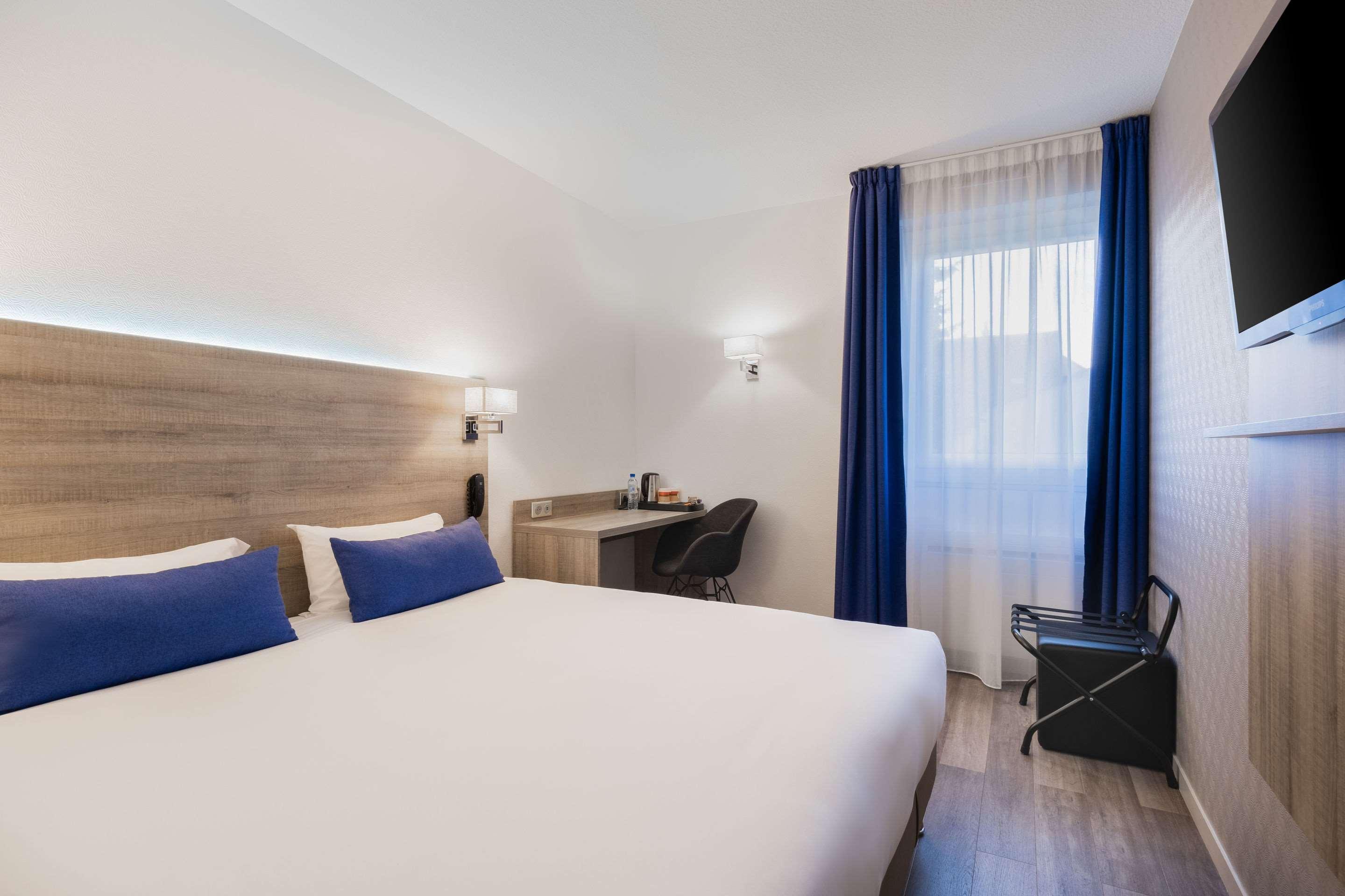 Hotel Le Circuit Le Mans Dış mekan fotoğraf