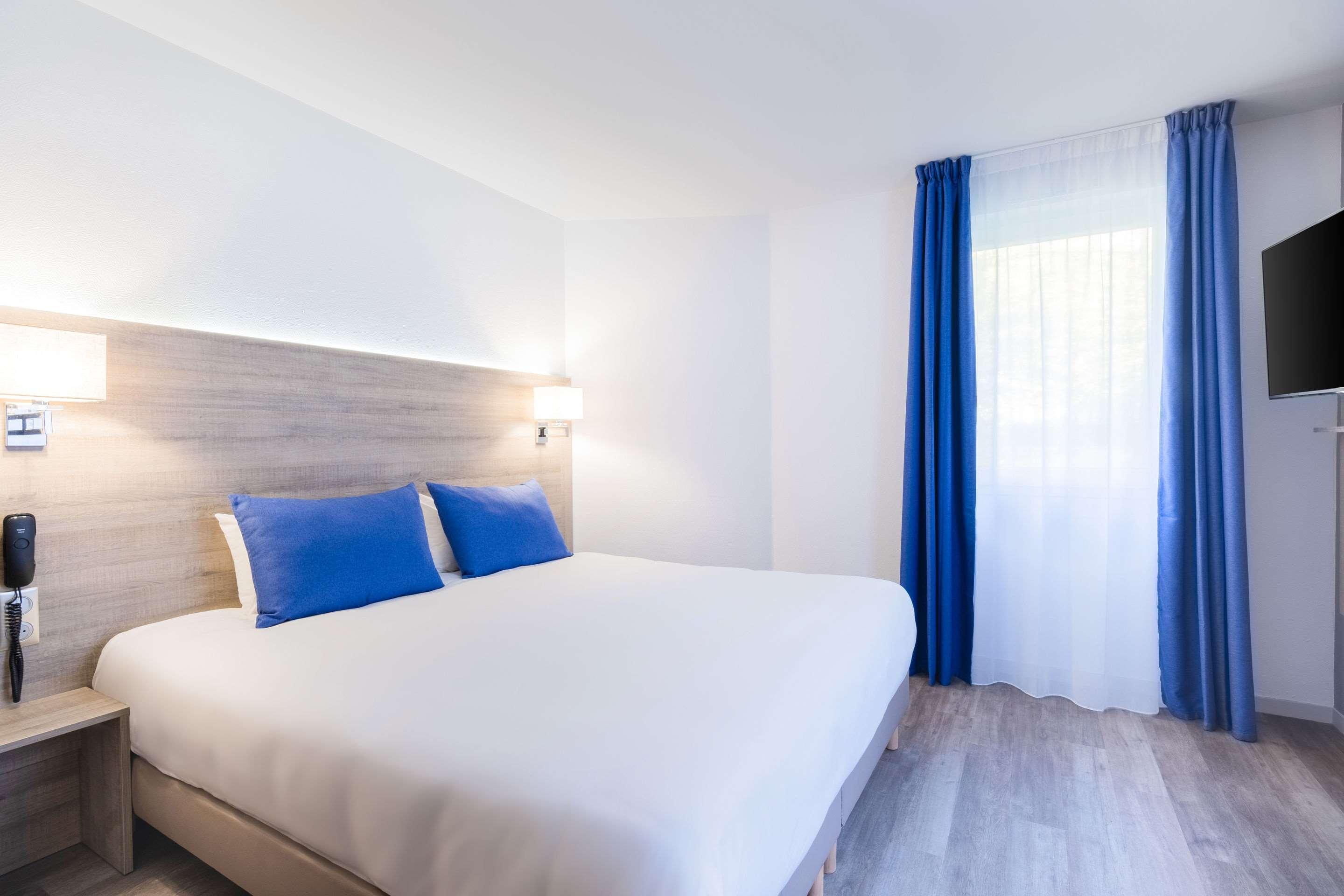 Hotel Le Circuit Le Mans Dış mekan fotoğraf