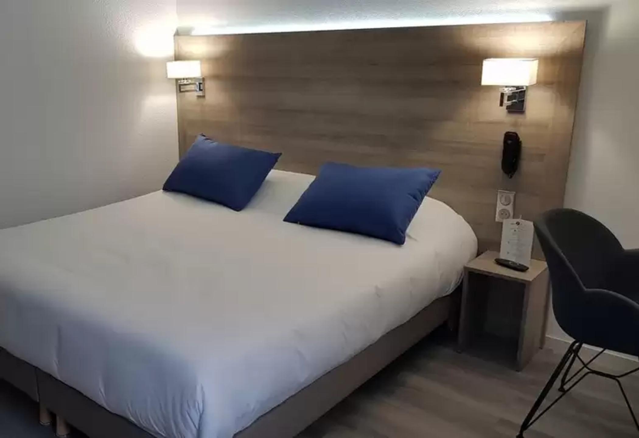 Hotel Le Circuit Le Mans Dış mekan fotoğraf