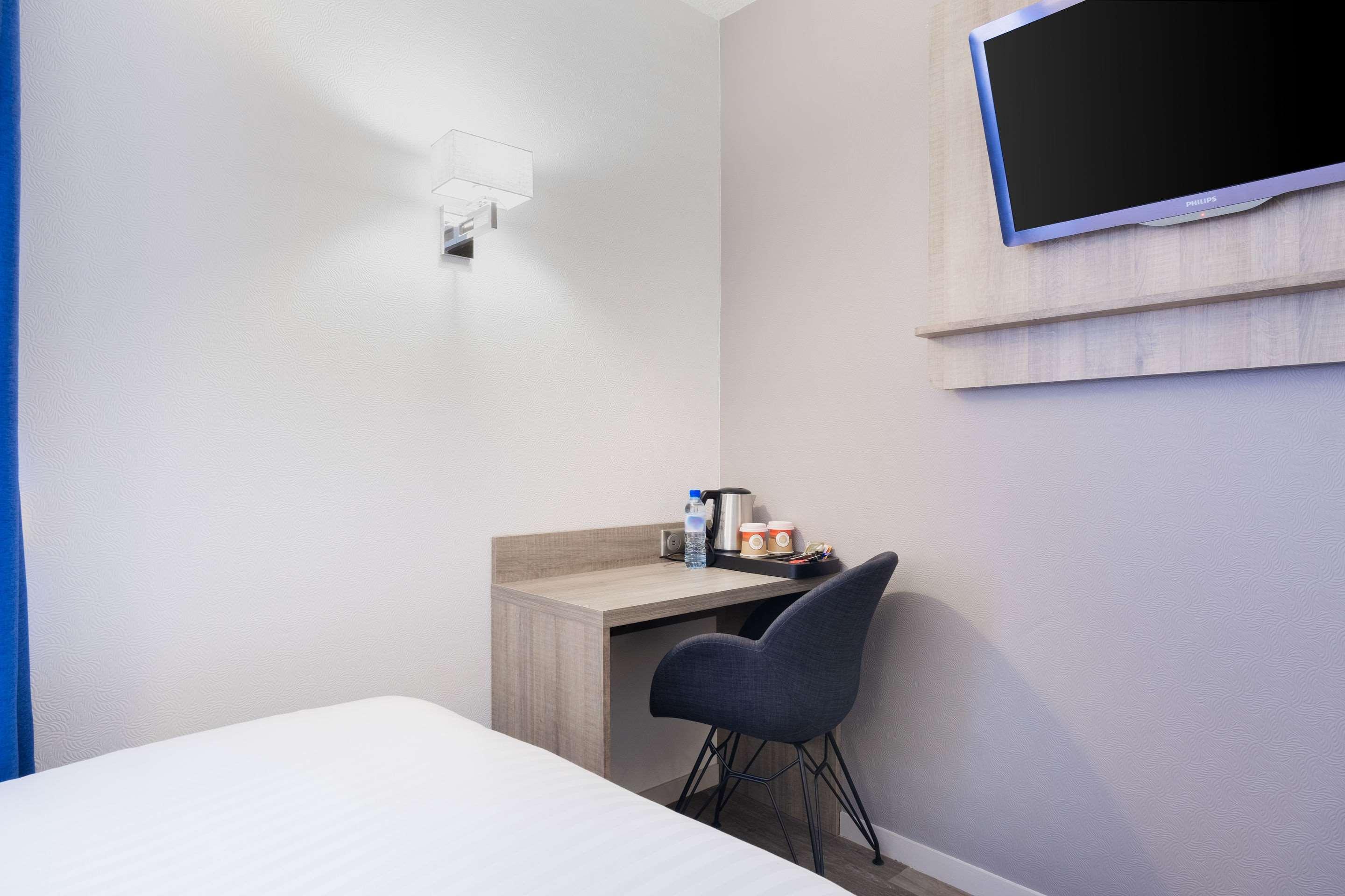Hotel Le Circuit Le Mans Dış mekan fotoğraf