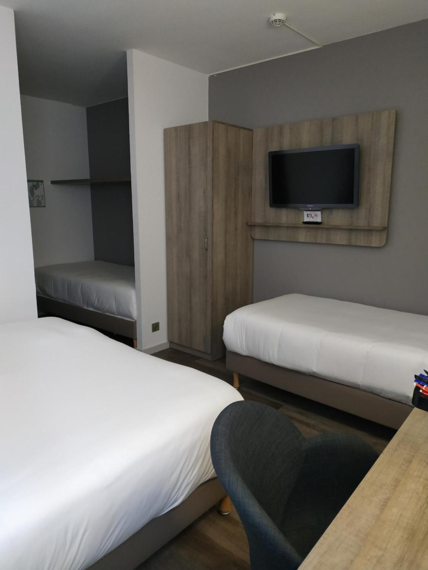 Hotel Le Circuit Le Mans Dış mekan fotoğraf