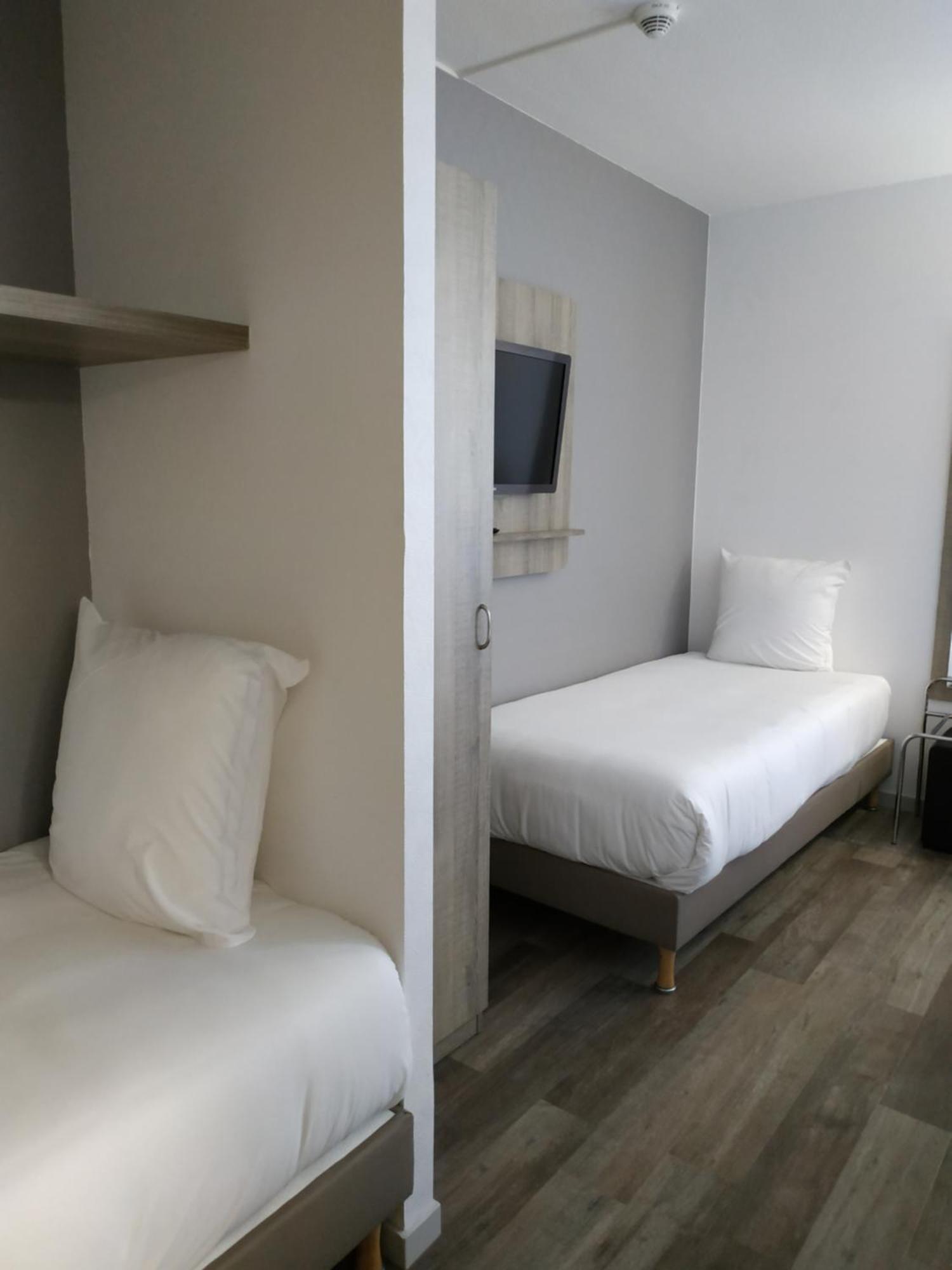 Hotel Le Circuit Le Mans Dış mekan fotoğraf